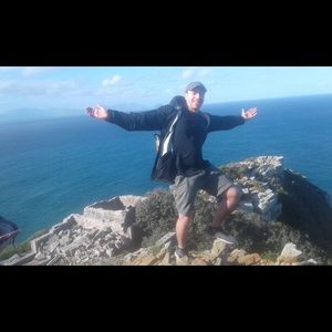 Meet your Posher, Chris